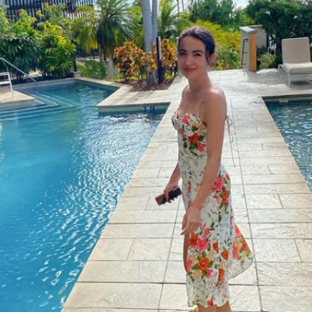 Samara Redway began life on YouTube officially in October 2013.